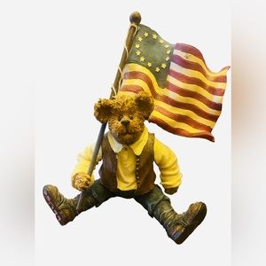 Boyd’s Bear collectible